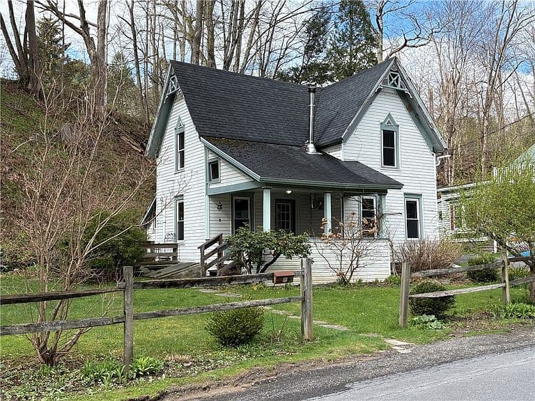 Listing photo
