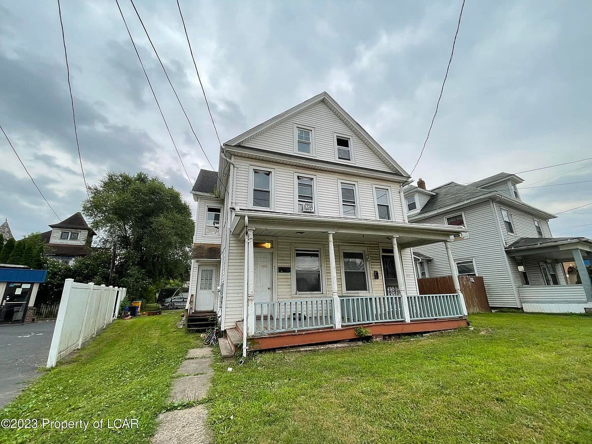 Primary listing photo