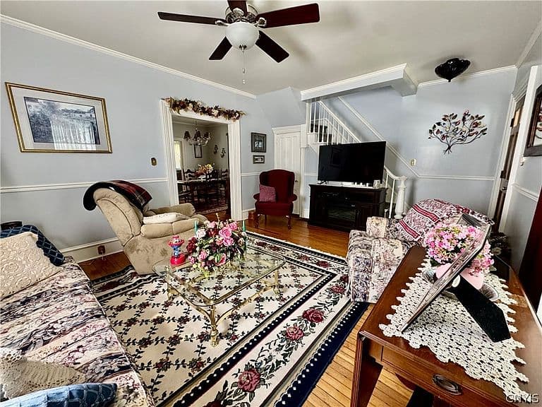 Listing photo 4