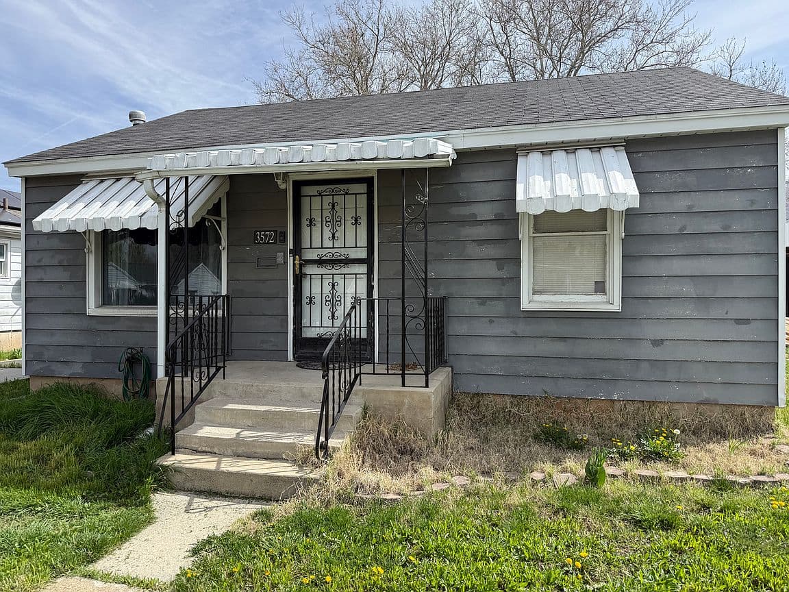Primary listing photo
