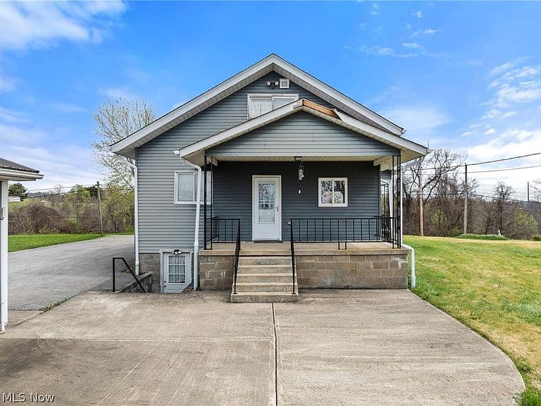 Listing photo 4
