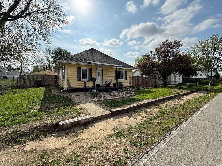 Listing photo 4