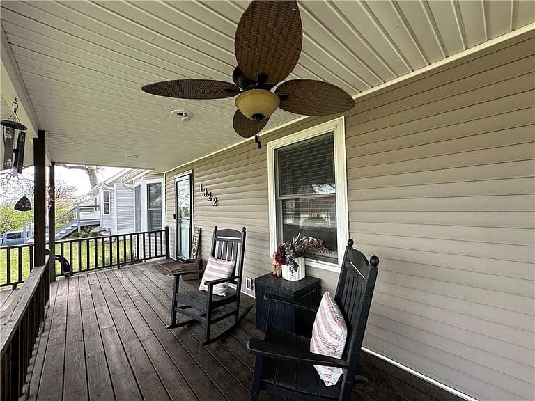 Listing photo 5