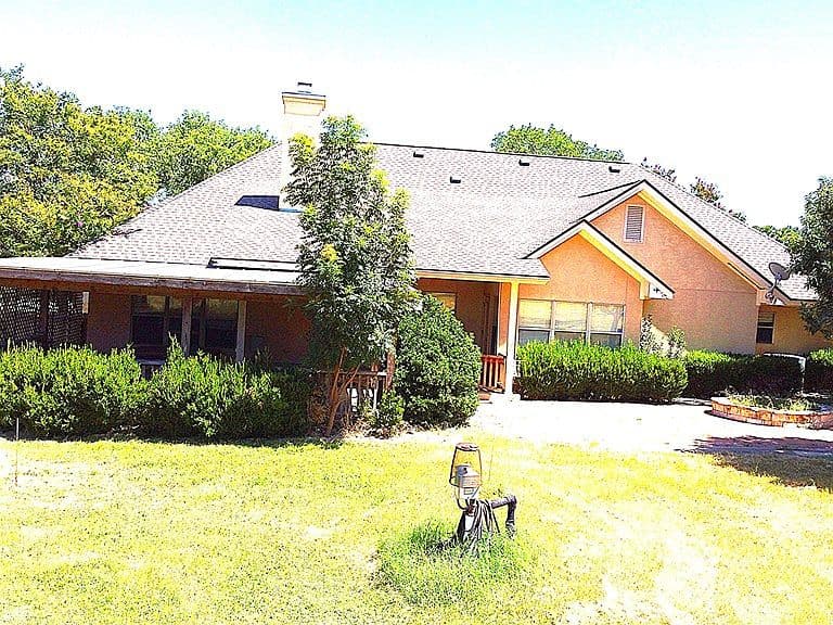 Listing photo 4