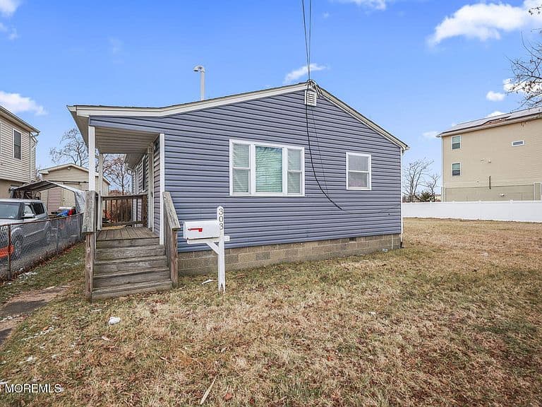 Listing photo 4