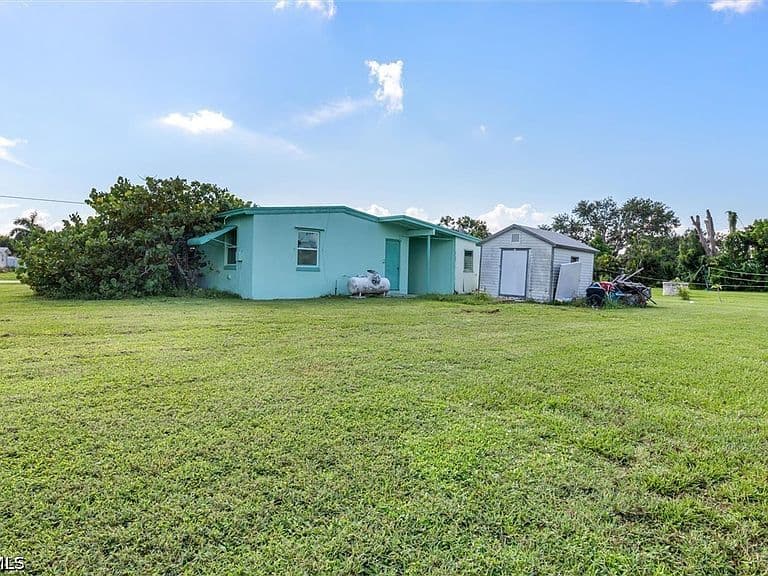 Listing photo 4