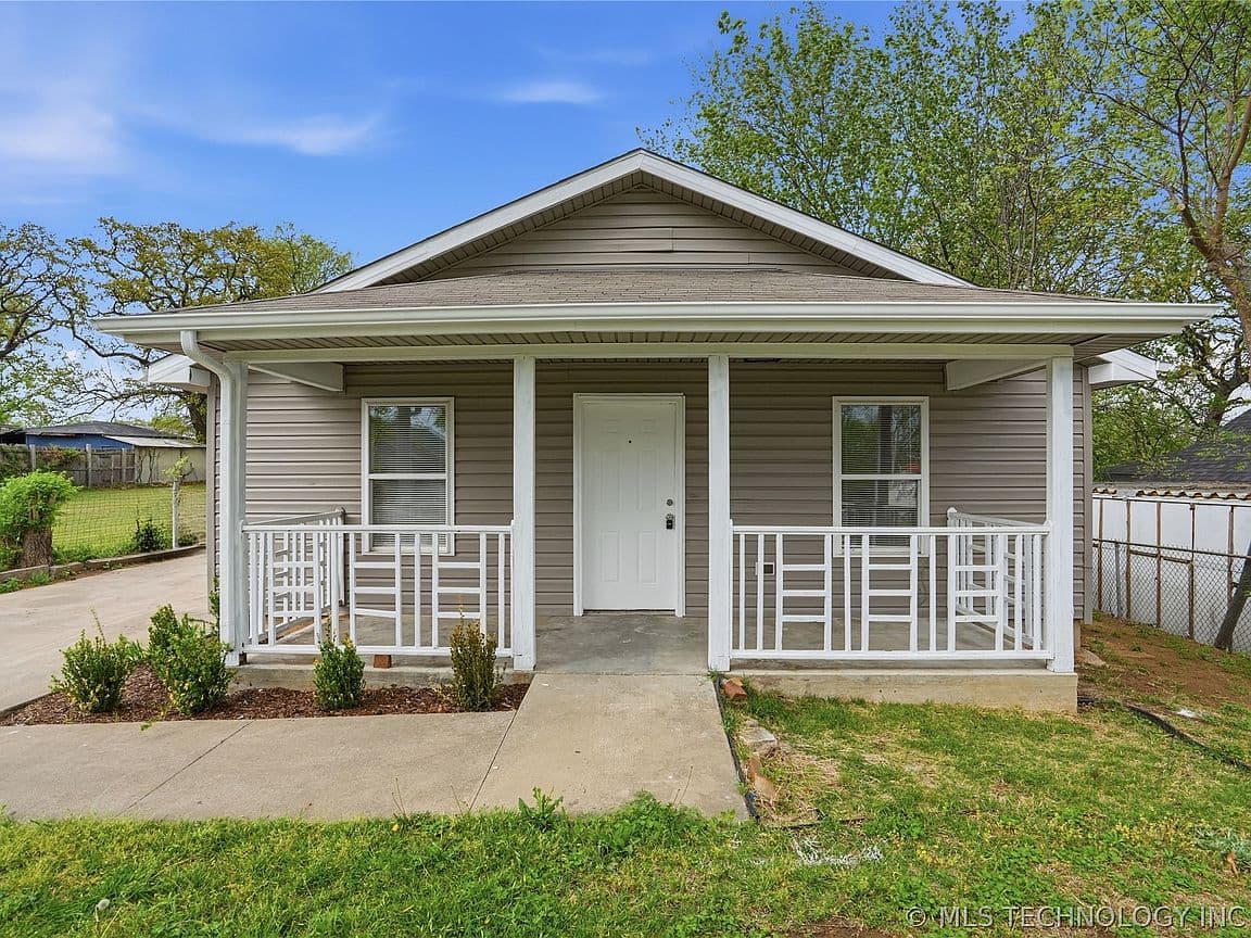 Primary listing photo