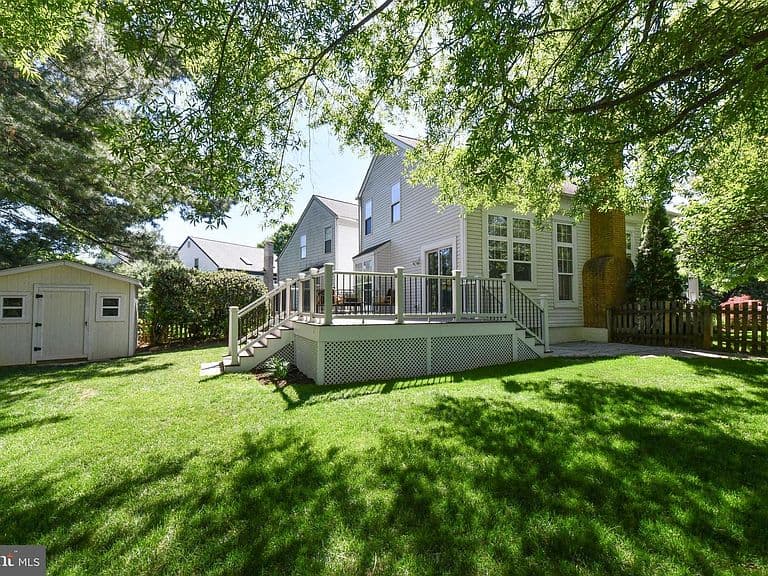 Listing photo 4