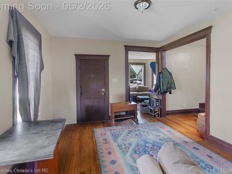 Listing photo 4