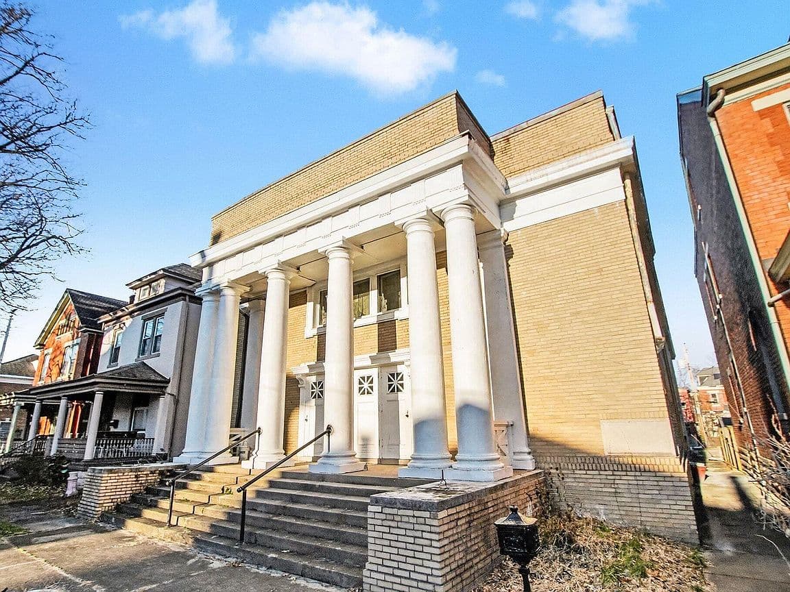 Primary listing photo