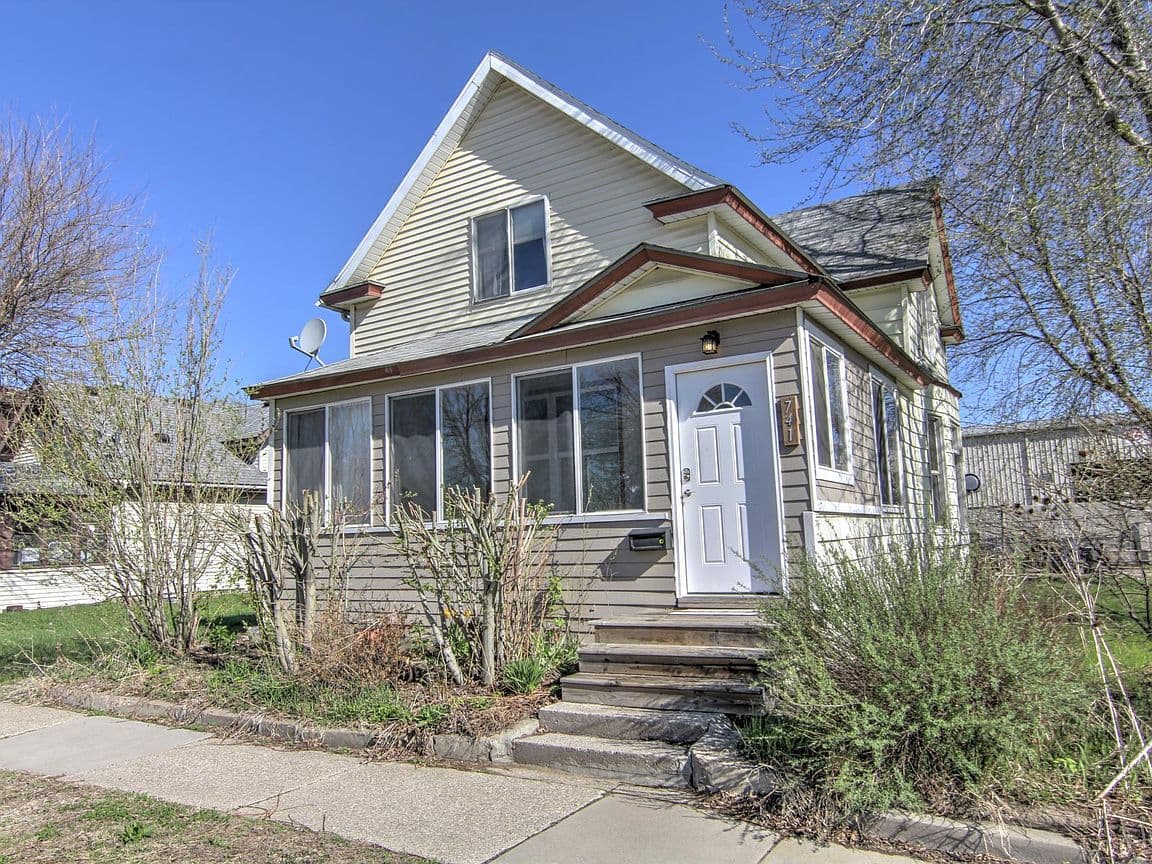 Primary listing photo