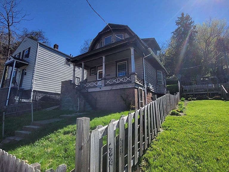 Listing photo 5