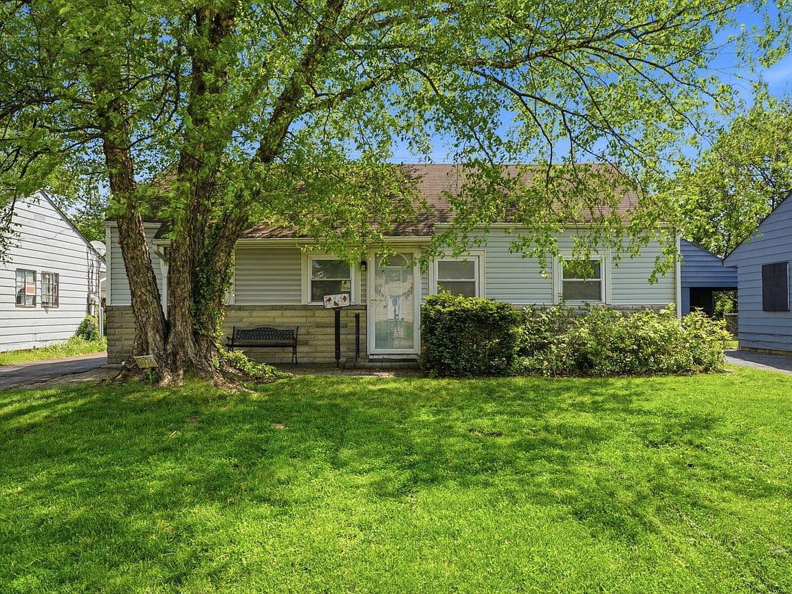 Primary listing photo