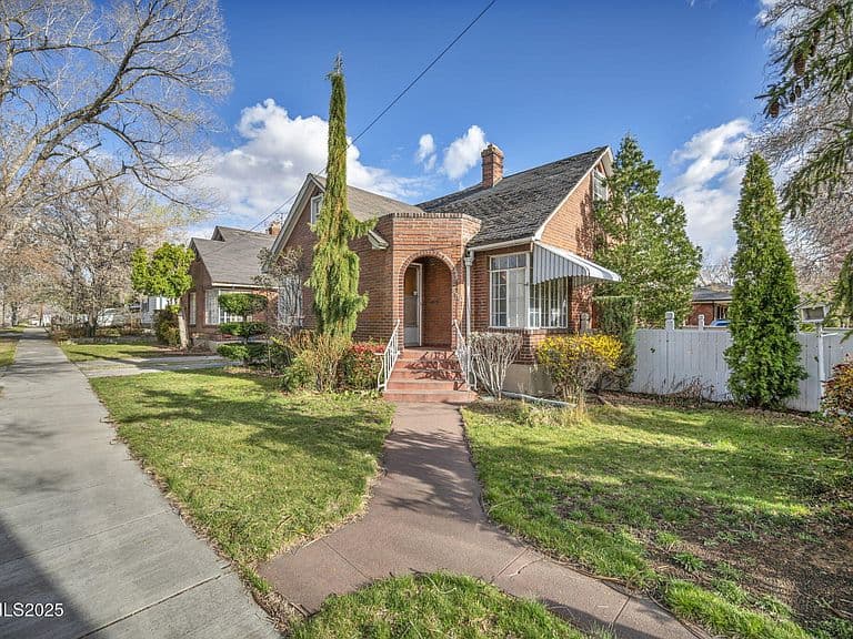 Listing photo 5