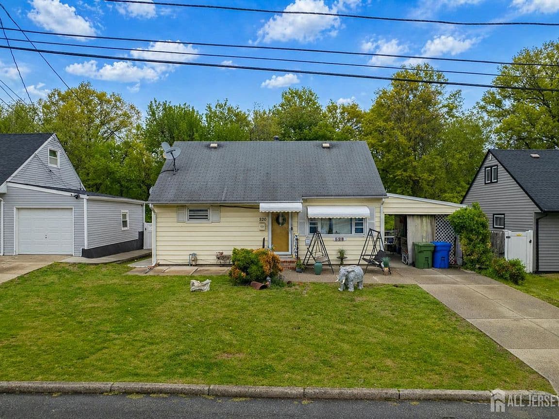 Primary listing photo