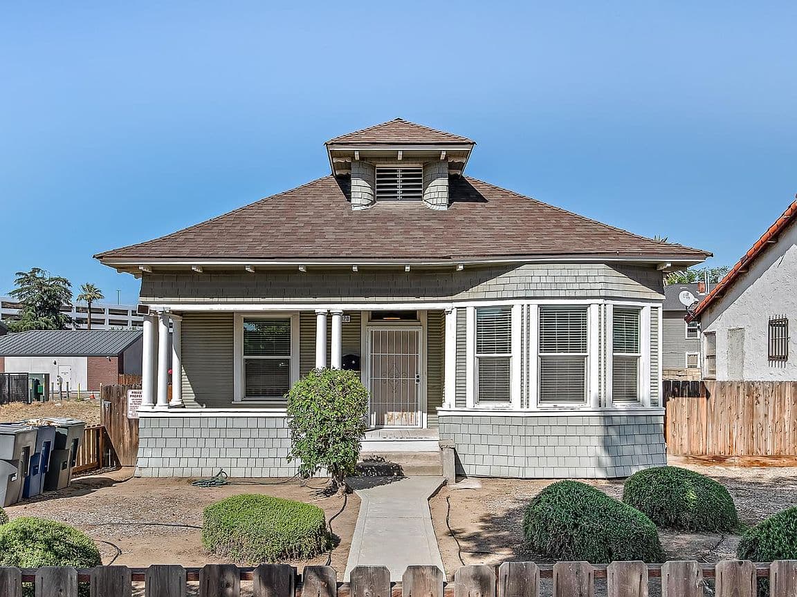 Primary listing photo