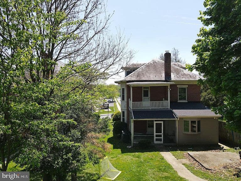 Listing photo 4