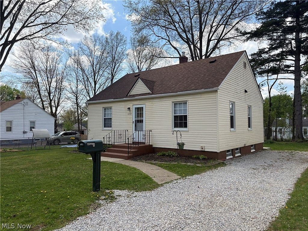 Primary listing photo