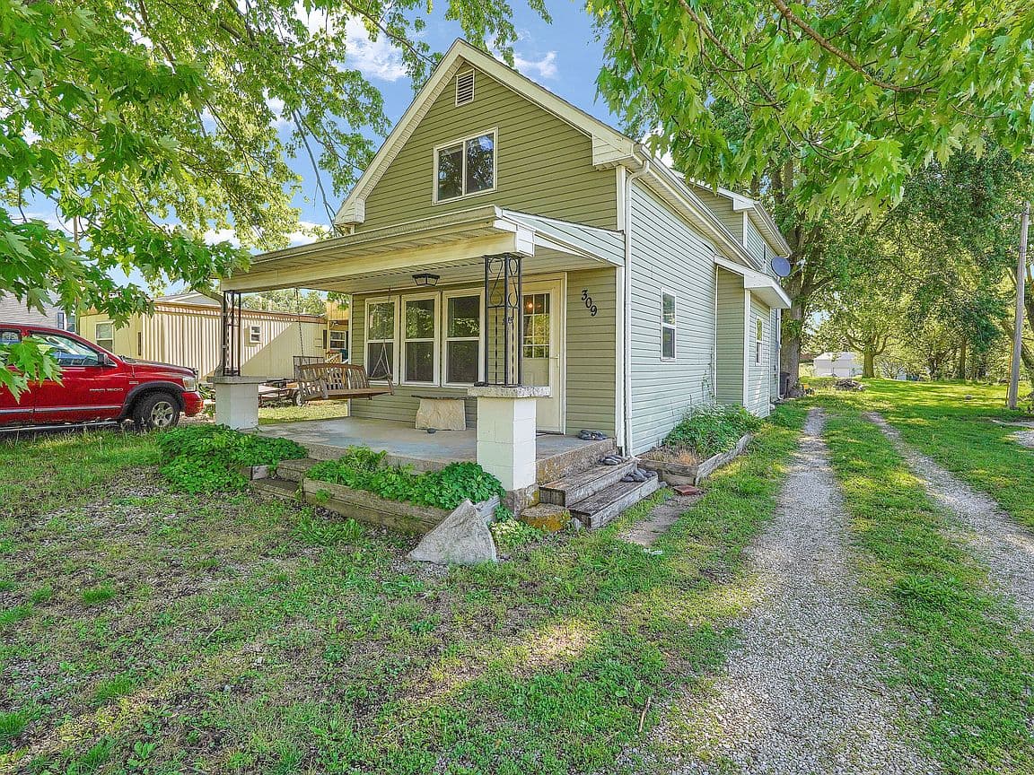 Primary listing photo
