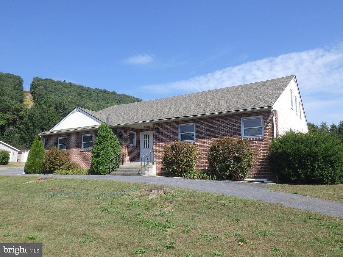 Primary listing photo