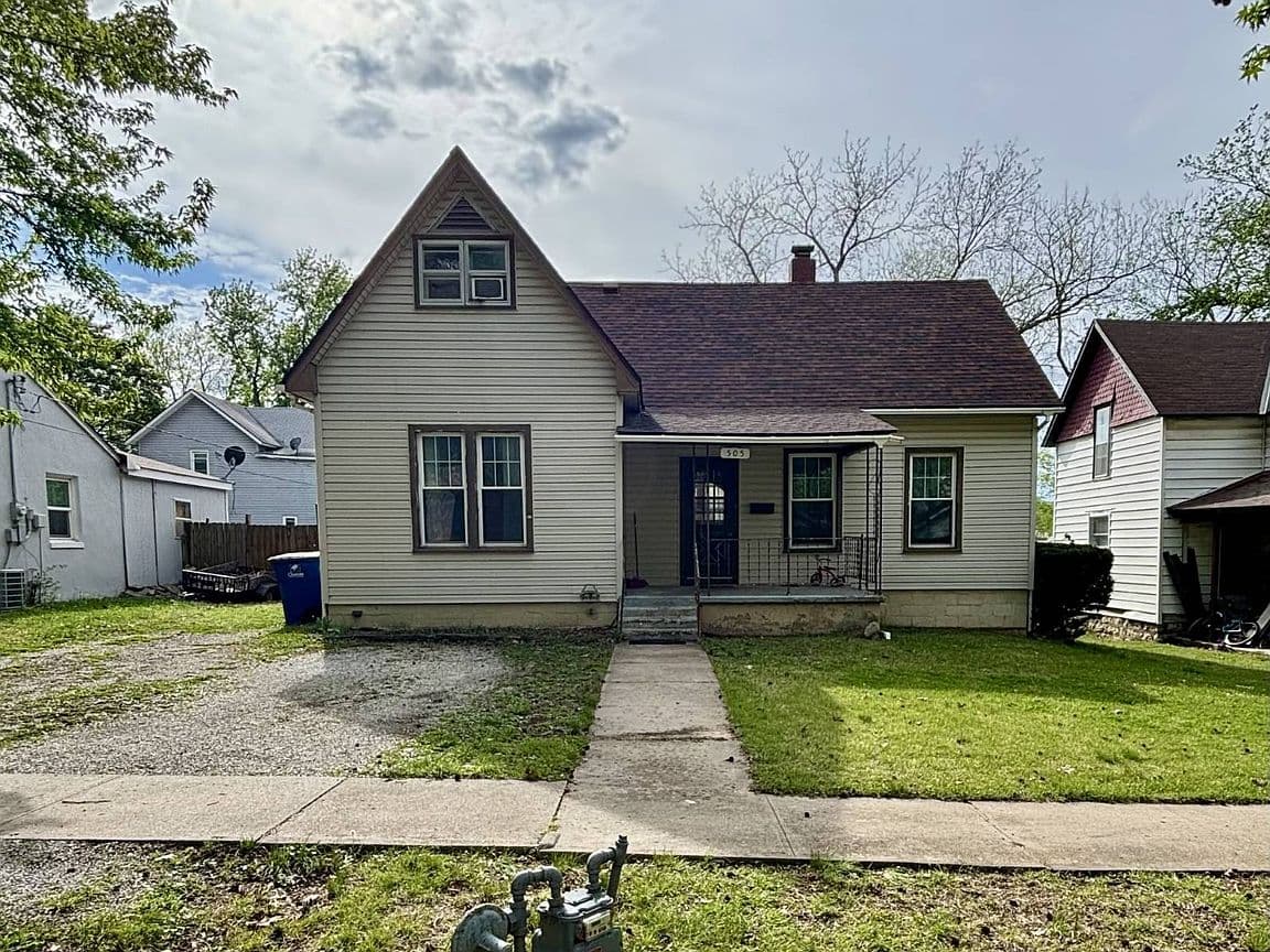 Primary listing photo