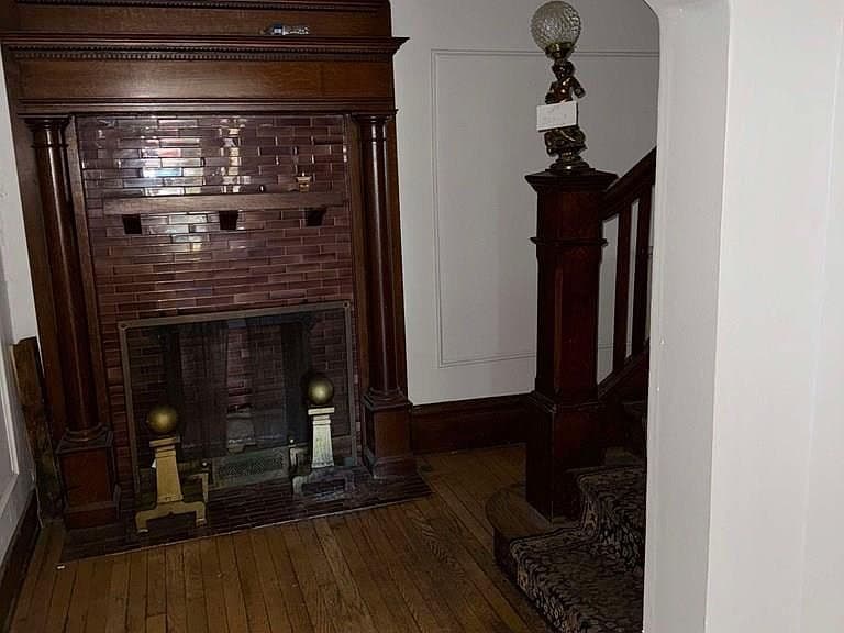 Listing photo 5