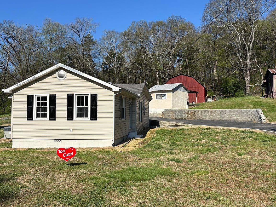 Primary listing photo