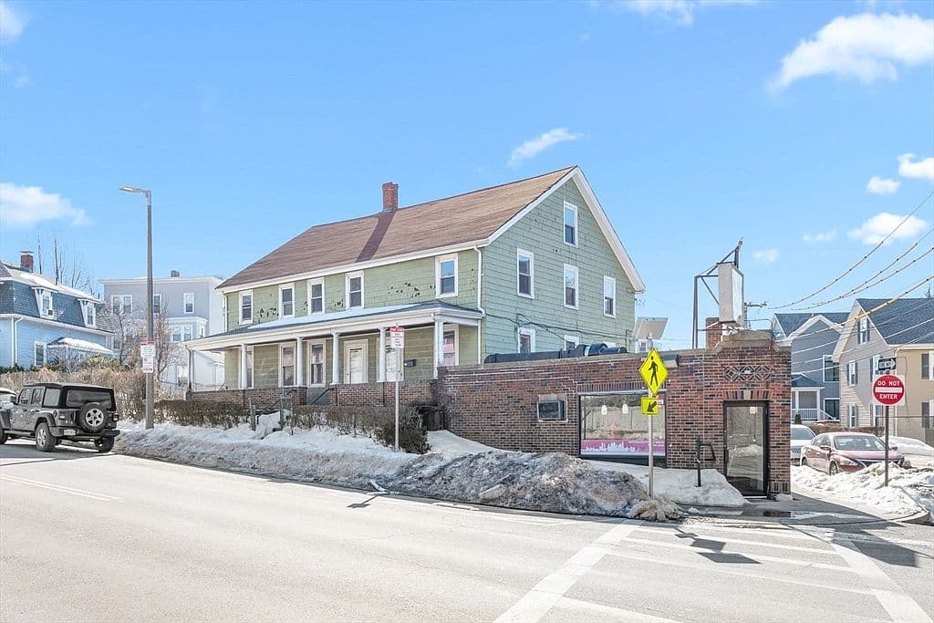 Primary listing photo