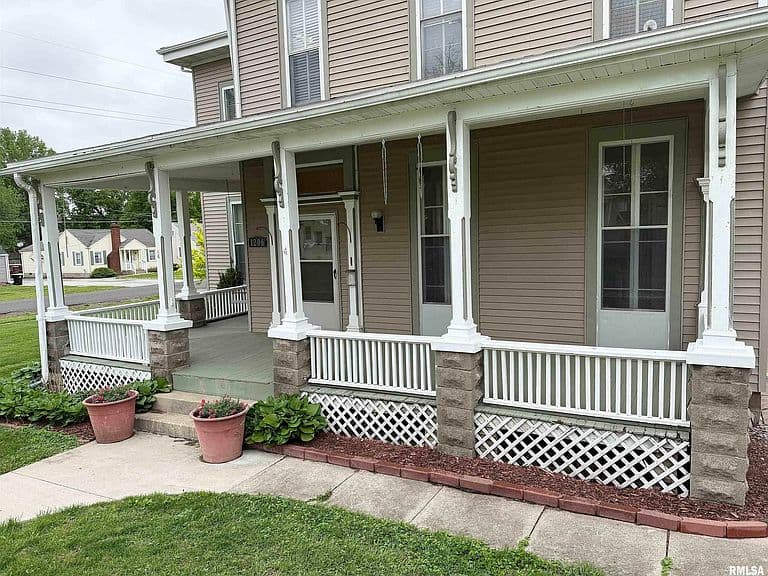 Listing photo 4