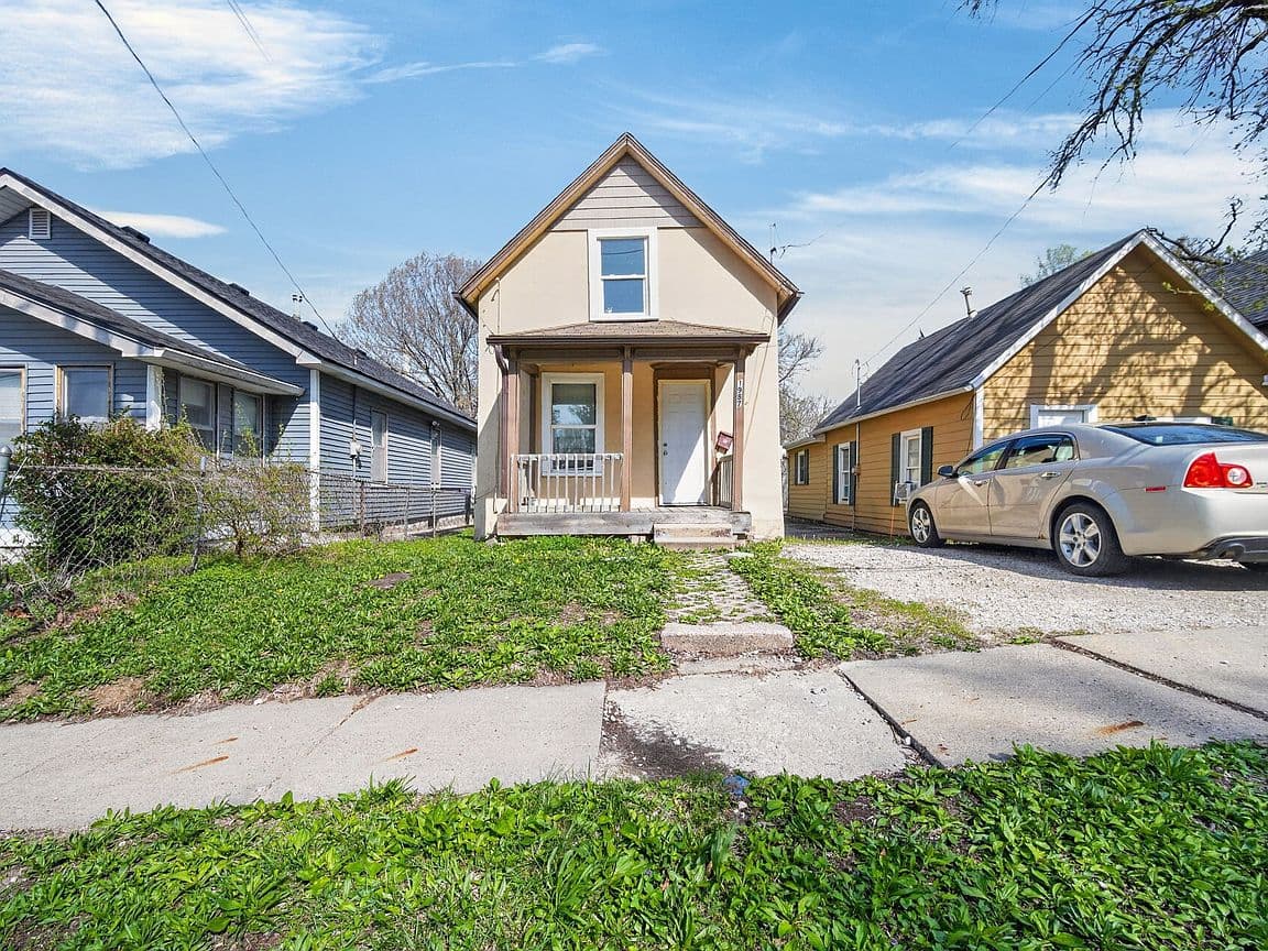 Primary listing photo