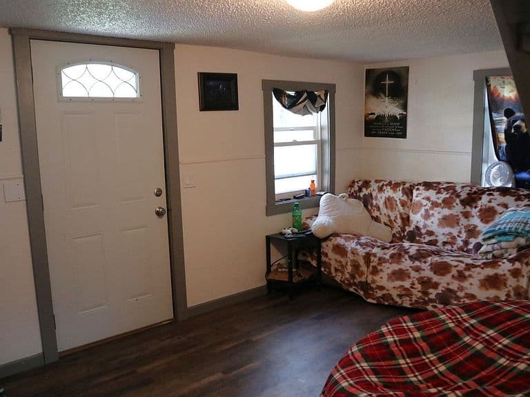 Listing photo 3