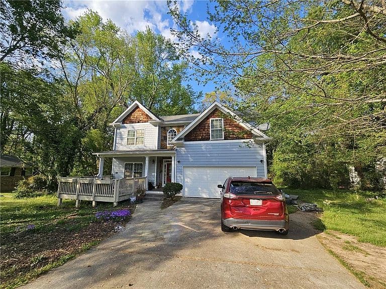 Listing photo 2