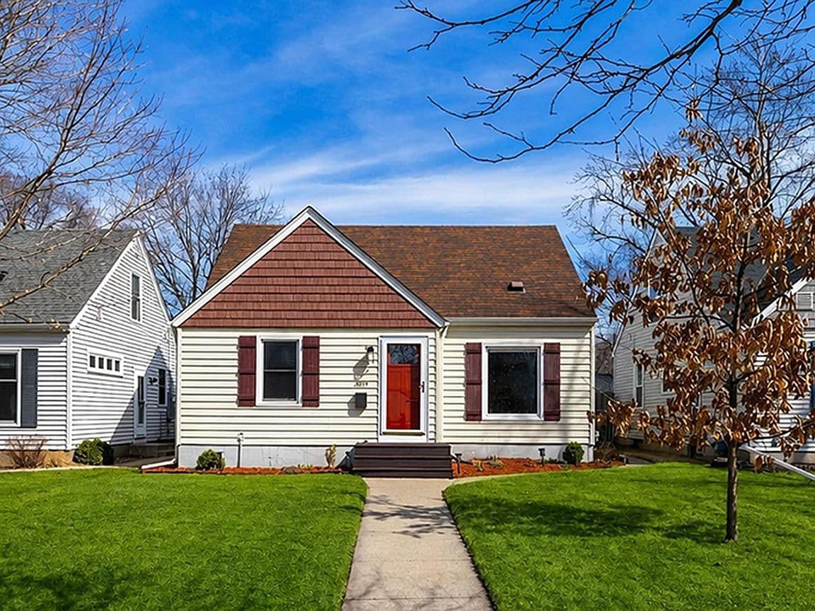Primary listing photo