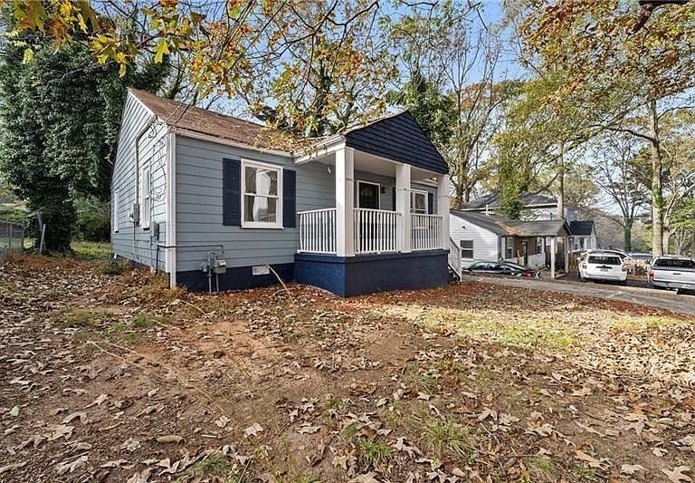 Listing photo 2