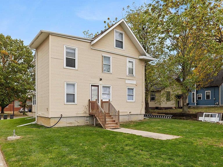 Listing photo 3