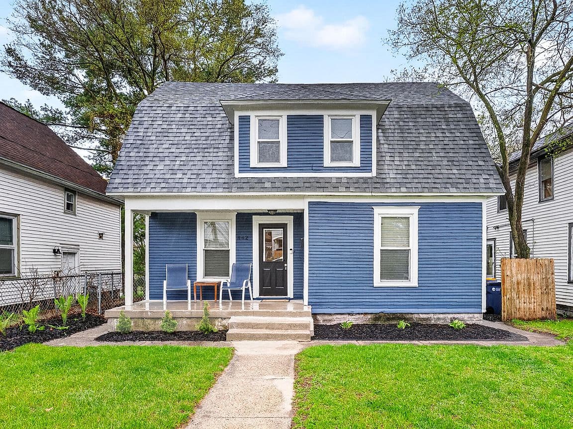 Primary listing photo