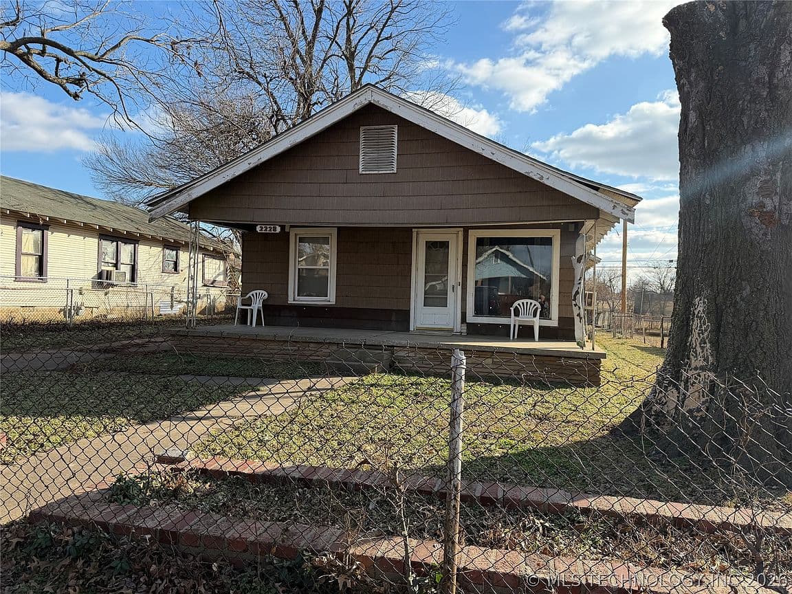 Primary listing photo