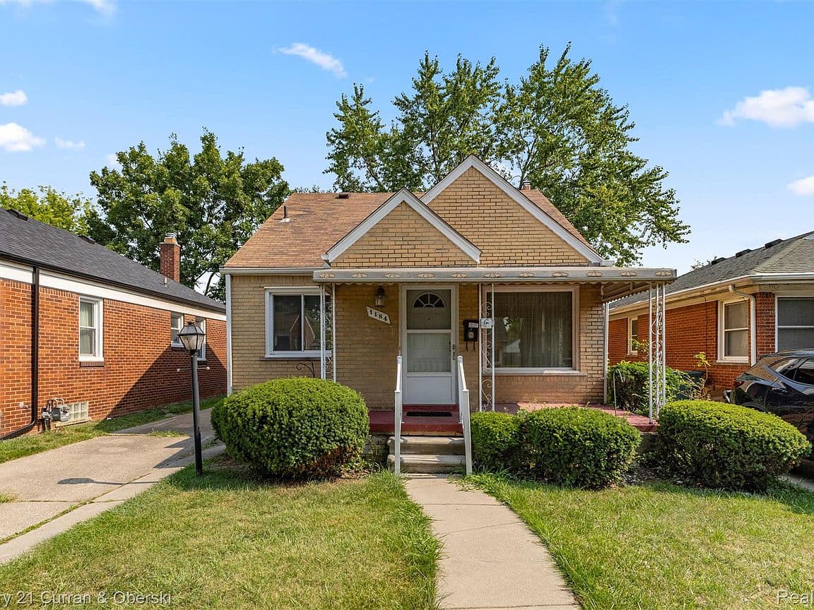 Primary listing photo