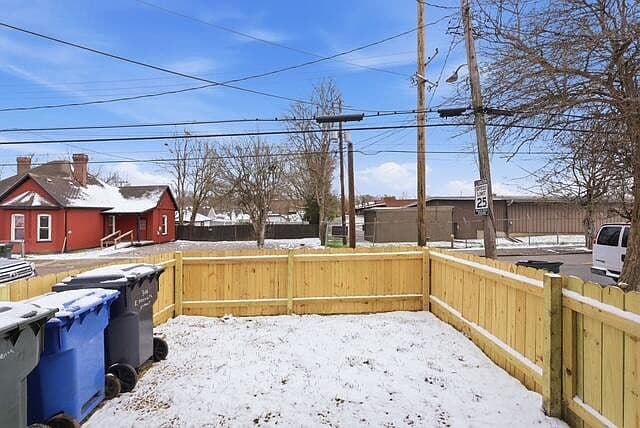 Listing photo 4