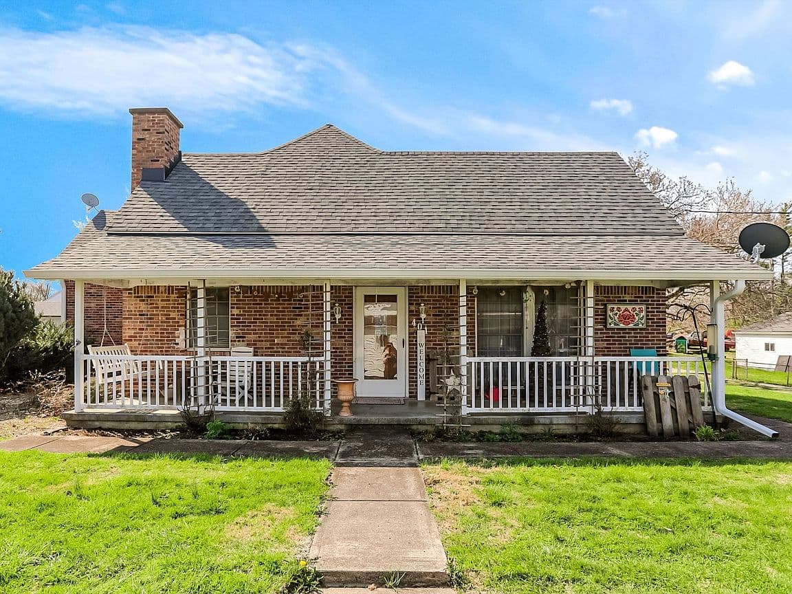 Primary listing photo