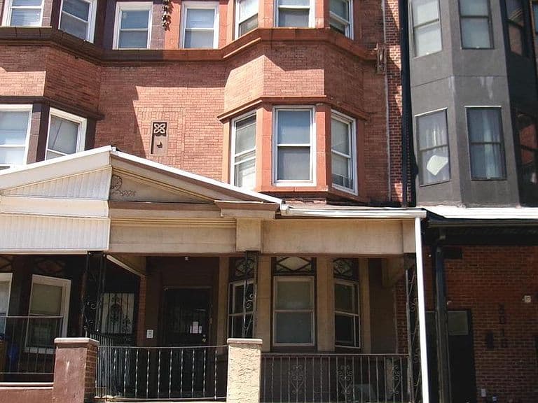 Listing photo