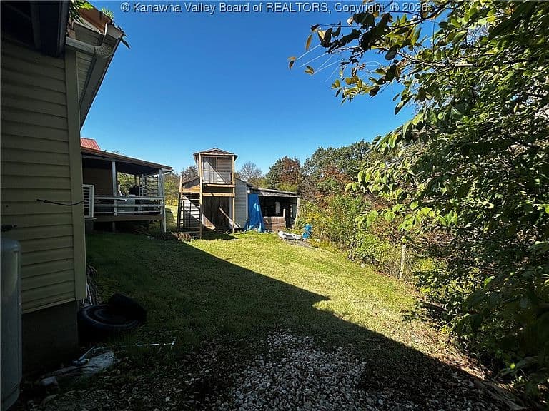 Listing photo 5