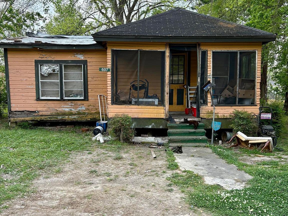 Primary listing photo