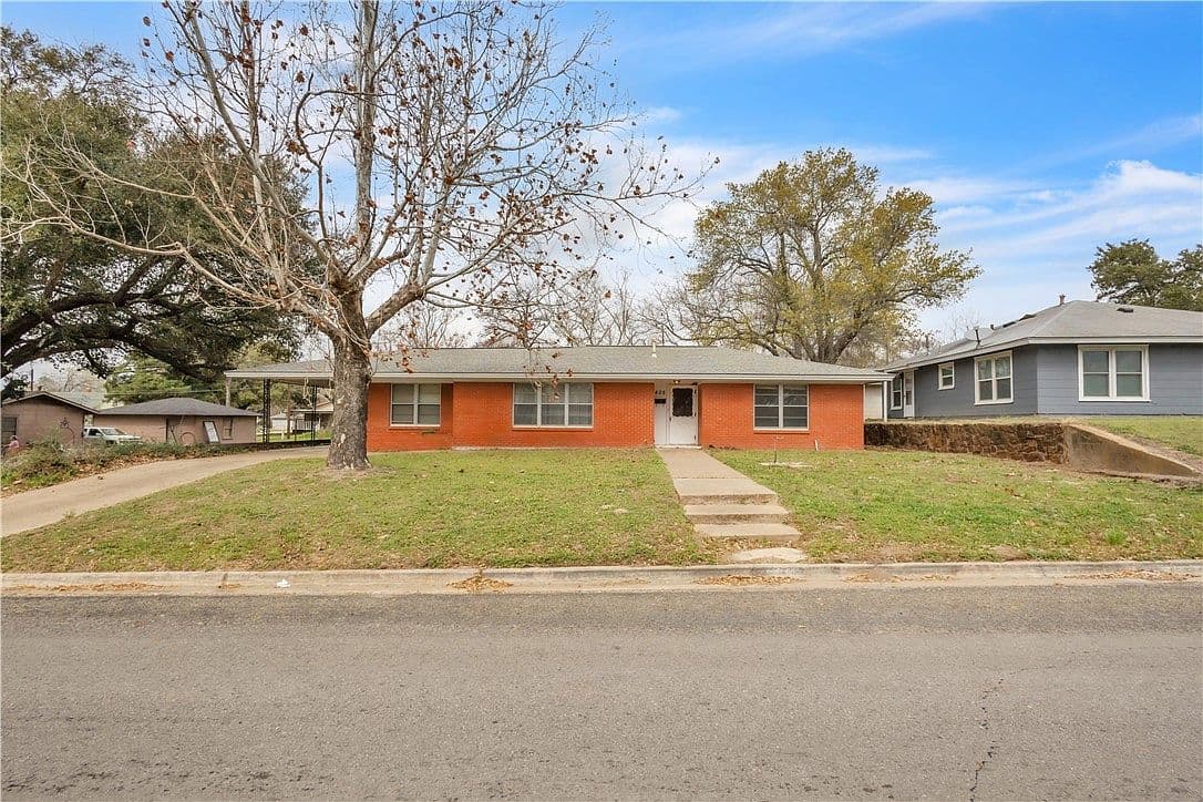 Primary listing photo
