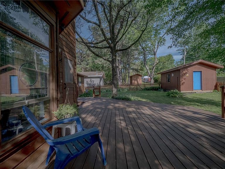 Listing photo 5