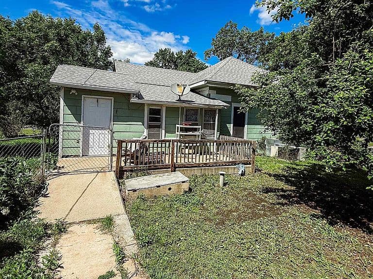 Listing photo 4