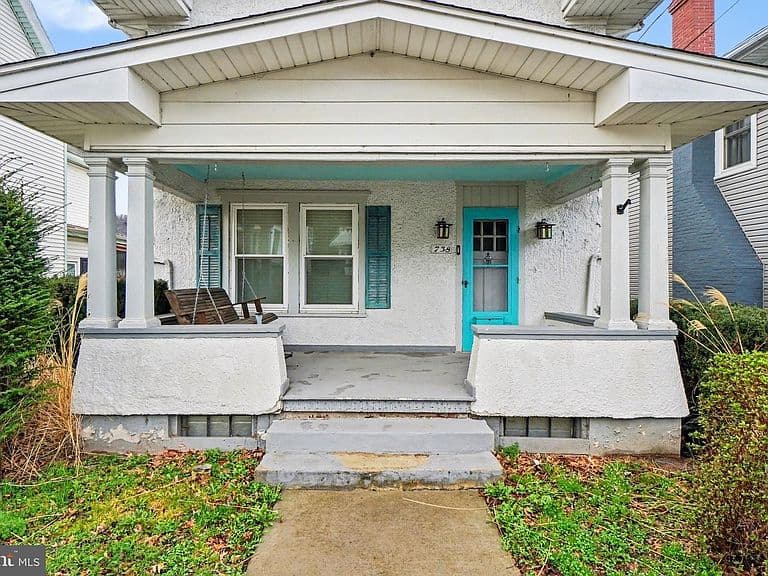 Listing photo 4