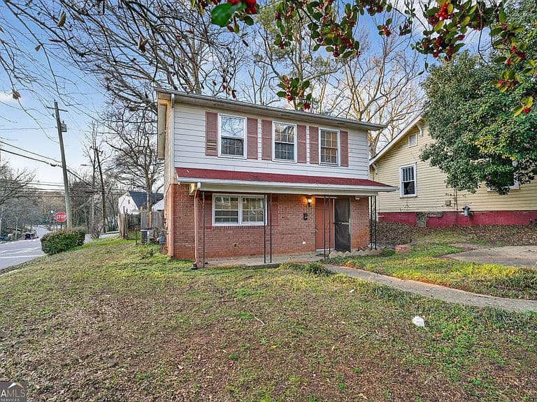 Listing photo 2