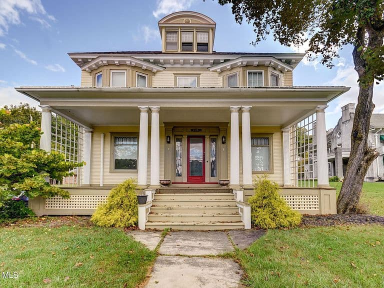 Listing photo 3