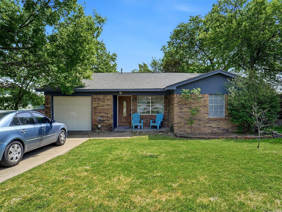 Primary listing photo